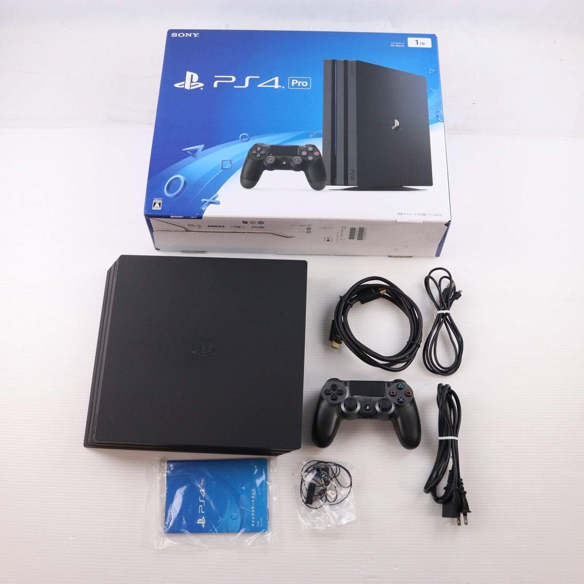 【中古即納】[PS4] (本体) PlayStation 4 Pro(プレイステーション4 プロ) ジェット・ブラック 1TB SIE(CUH-7000BB01)(20161110)