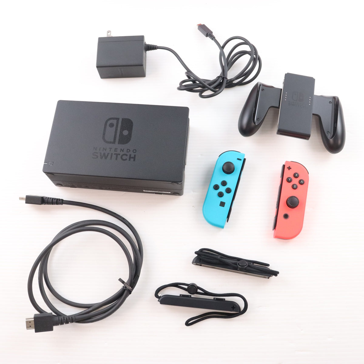 【中古即納】[Switch] (本体) Nintendo Switch(ニンテンドースイッチ) Joy-Con(L) ネオンブルー/(R) ネオンレッド 任天堂(HAD-S-KABAA)(20190830)