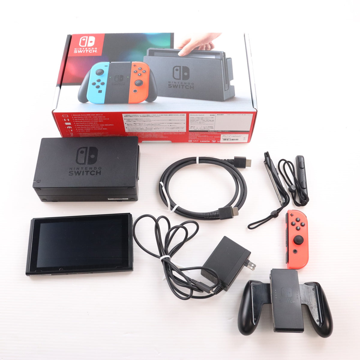 【中古即納】[Switch] (本体) Nintendo Switch(ニンテンドースイッチ) Joy-Con(L) ネオンブルー/R ネオンレッド 任天堂(HAC-S-KABAA)(20170303)