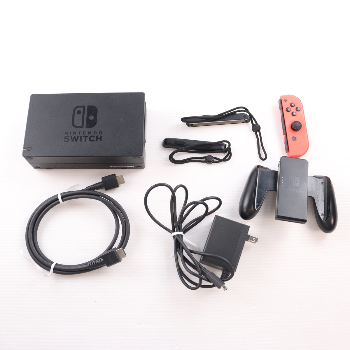 【中古即納】[Switch] (本体) Nintendo Switch(ニンテンドースイッチ) Joy-Con(L) ネオンブルー/R ネオンレッド 任天堂(HAC-S-KABAA)(20170303)