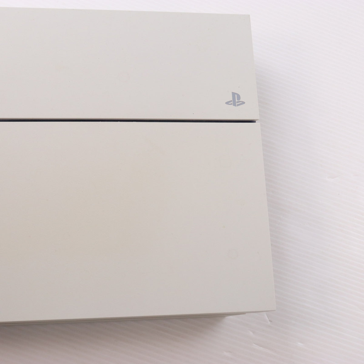 【中古即納】[PS4] (本体) PlayStation 4(プレイステーション4) グレイシャー・ホワイト HDD500GB SCE(CUH-1200AB02)(20150625)