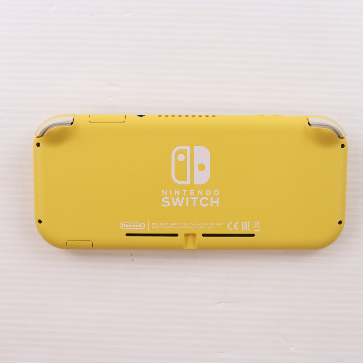 【中古即納】[Switch] (本体) Nintendo Switch Lite(ニンテンドースイッチライト) イエロー 任天堂(HDH-S-YAZAA)(20190920)