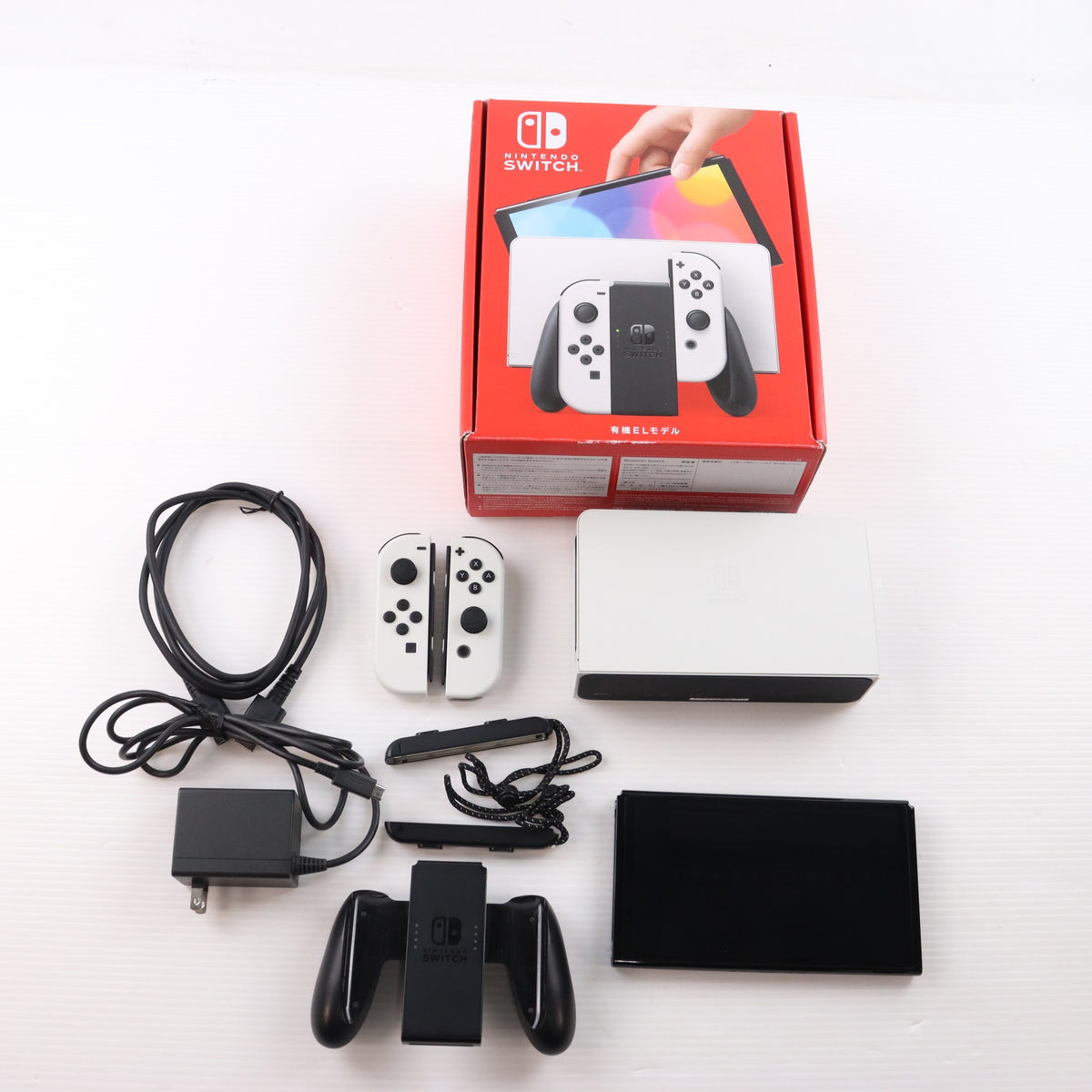 【中古即納】[Switch] (本体) Nintendo Switch(ニンテンドースイッチ) 有機ELモデル Joy-Con(L)/(R) ホワイト 任天堂(HEG-S-KAAAA)(20211008)