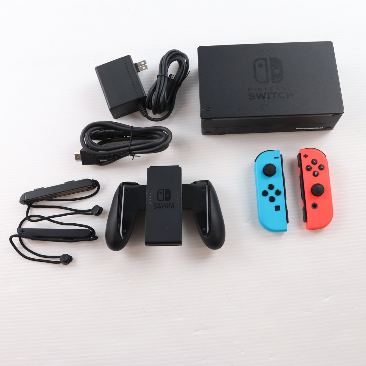 【中古即納】[Switch] (本体) Nintendo Switch(ニンテンドースイッチ) Joy-Con(L) ネオンブルー/(R) ネオンレッド 任天堂(HAD-S-KABAA)(20190830)