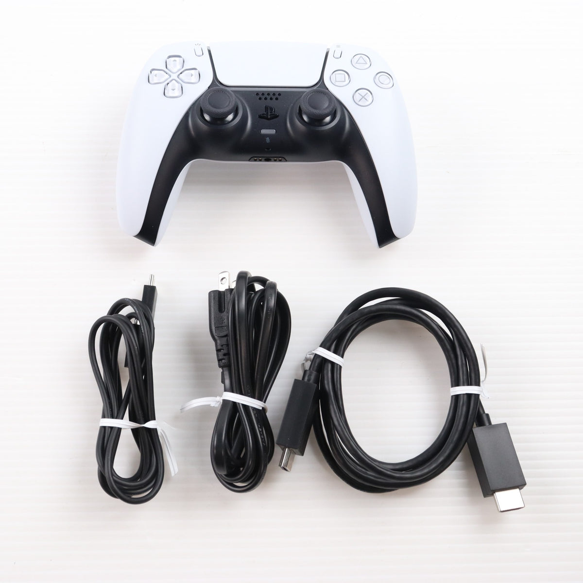 【中古即納】[PS5] (本体) PlayStation 5(プレイステーション5) slimモデル(スリムモデル) デジタル・エディション SIE(CFI-2000B01)(20231110)