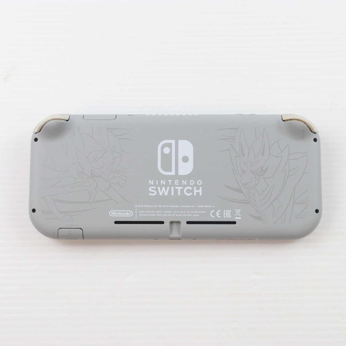 【中古即納】[Switch] (本体) Nintendo Switch Lite(ニンテンドースイッチライト) ザシアン・ザマゼンタ 任天堂(HDH-S-GBZAA)(20191101)