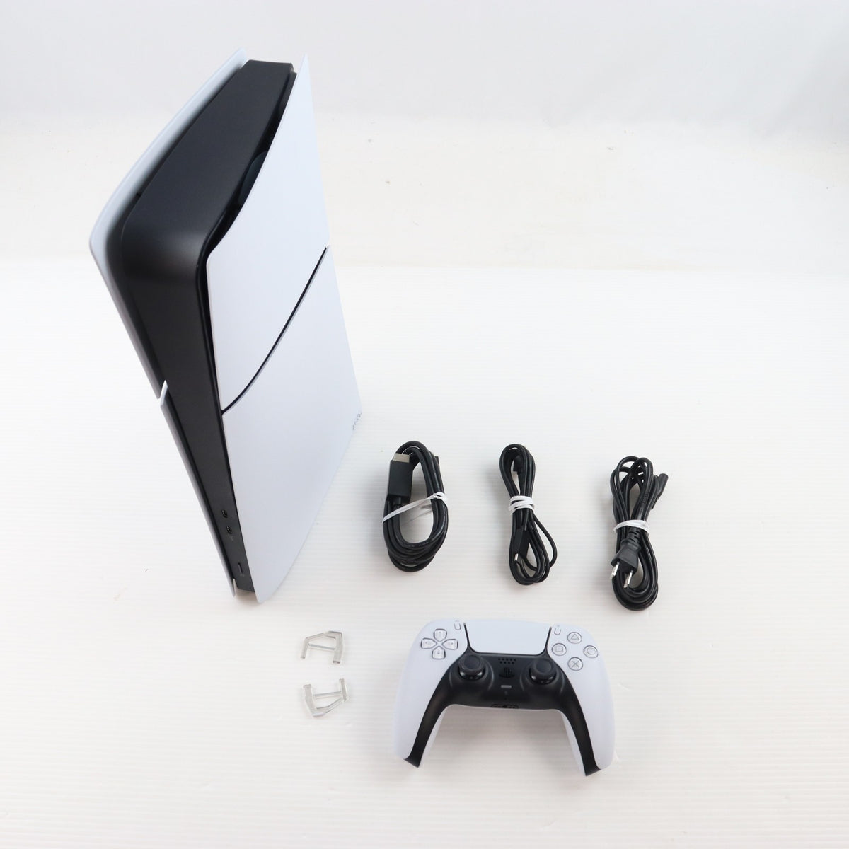 【中古即納】[PS5] (本体) PlayStation 5(プレイステーション5) デジタル・エディション 日本語専用(Console Language: Japanese only) SIE(CFI-2200B01)(20251121)