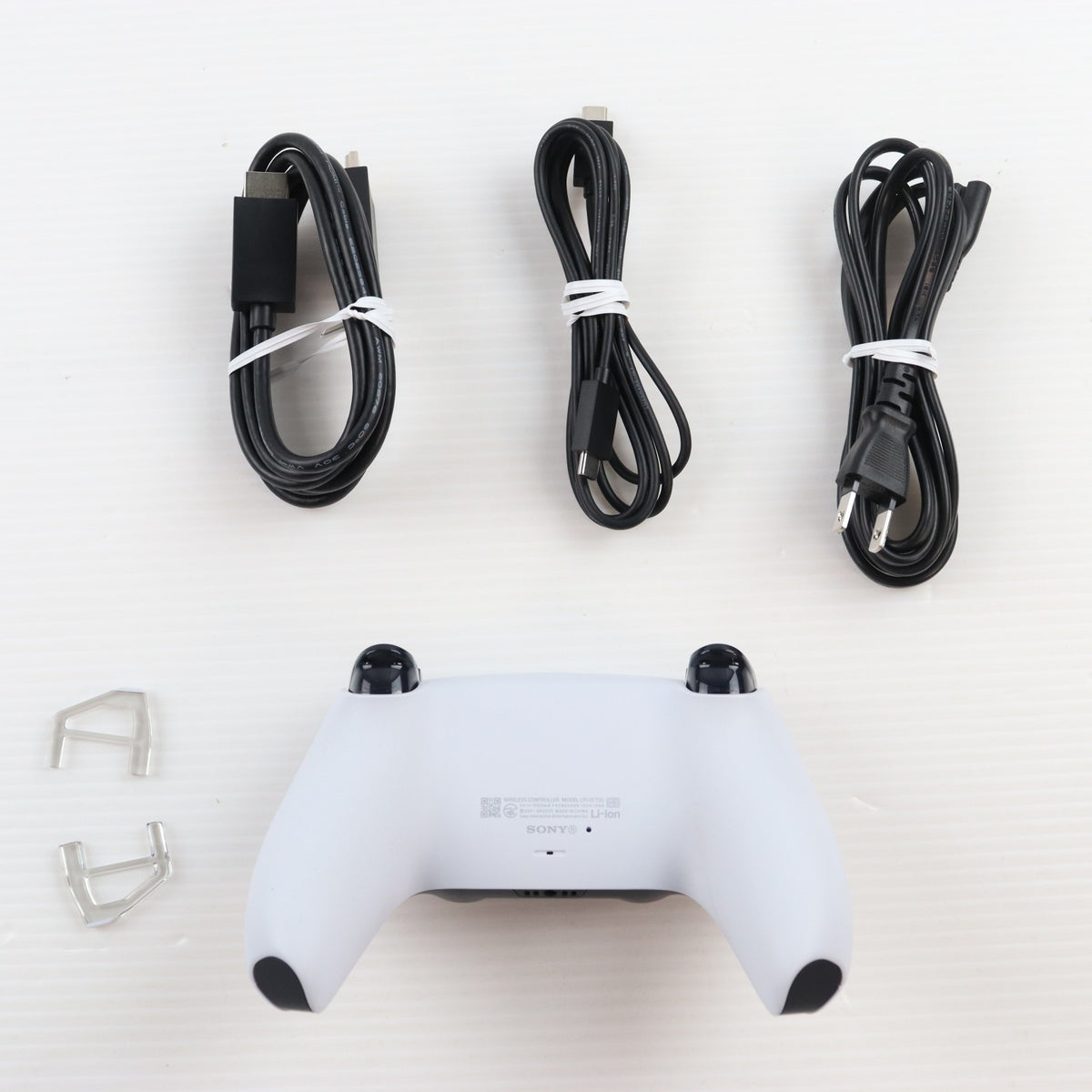 【中古即納】[PS5] (本体) PlayStation 5(プレイステーション5) デジタル・エディション 日本語専用(Console Language: Japanese only) SIE(CFI-2200B01)(20251121)