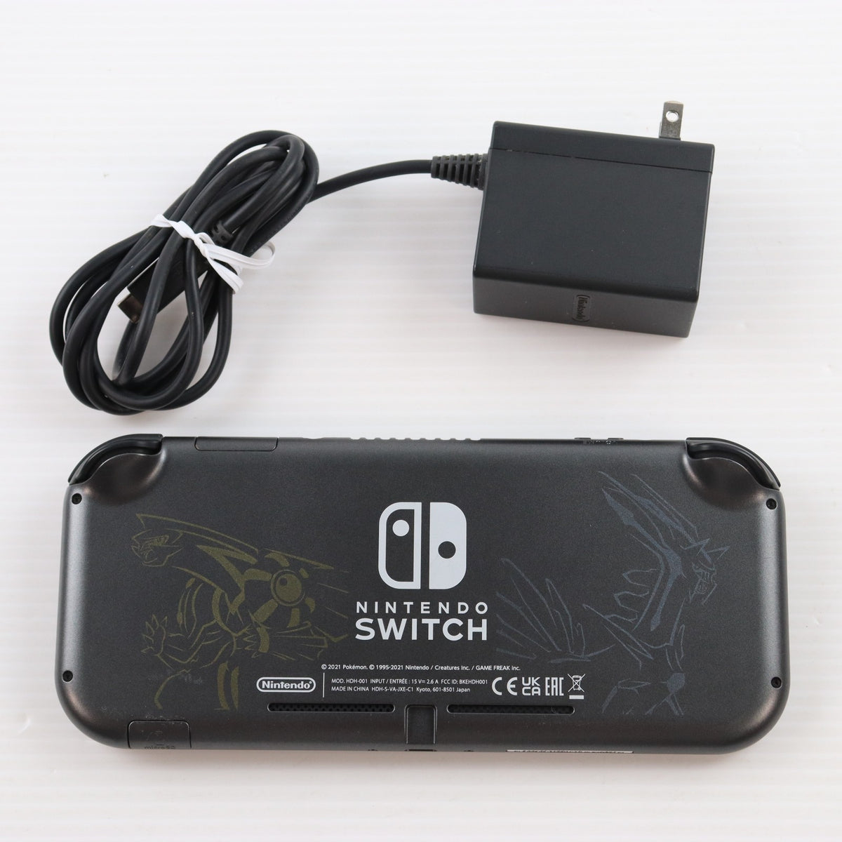 【中古即納】[Switch] (本体) Nintendo Switch Lite(ニンテンドースイッチライト) ディアルガ・パルキア 任天堂(HDH-S-VAZAA)(20211105)