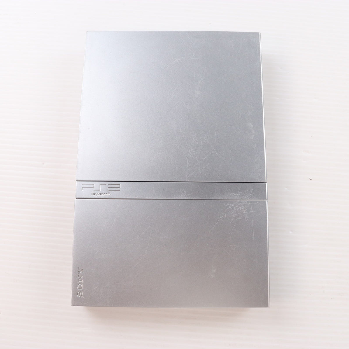 【中古即納】[PS2] (本体) PlayStation 2(プレイステーション2) サテン・シルバー SCE(SCPH-75000 SSS)(20051123)