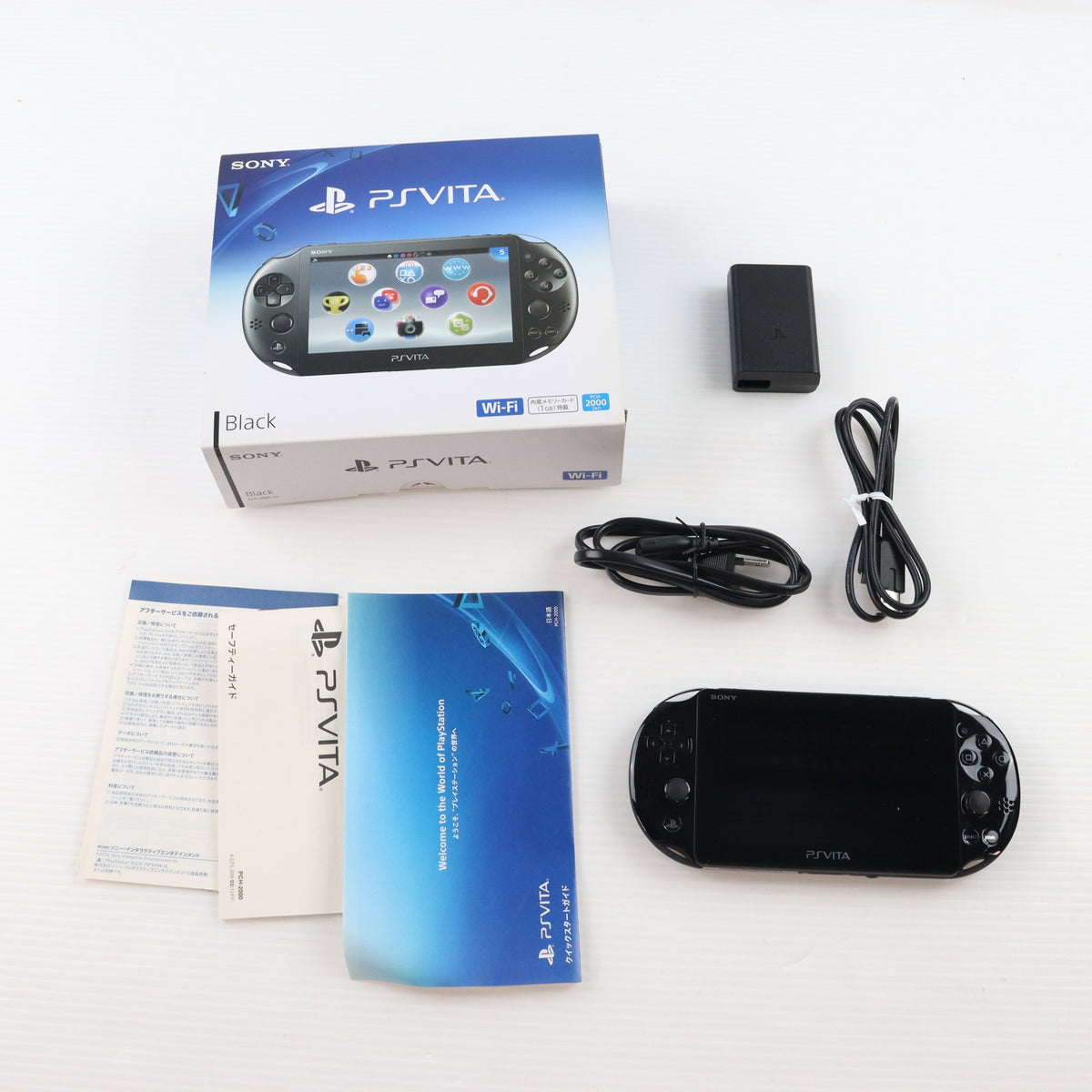【中古即納】[PSVita] (本体) PlayStation Vita(プレイステーション ヴィータ) Wi-Fiモデル ブラック SCE(PCH-2000ZA11)(20131010)