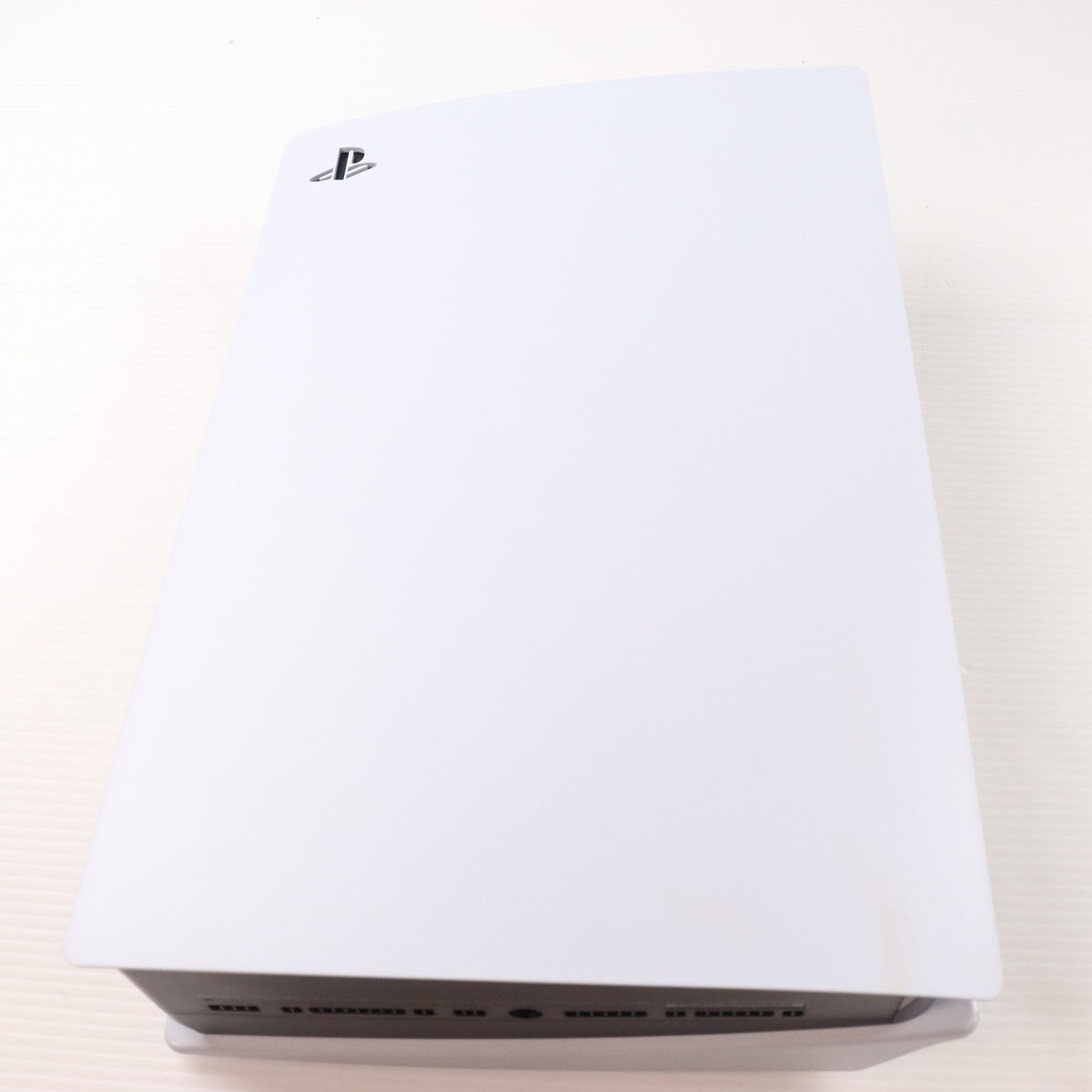 【中古即納】[PS5] (本体) PlayStation 5(プレイステーション5) SIE(CFI-1000A01)(20201112)