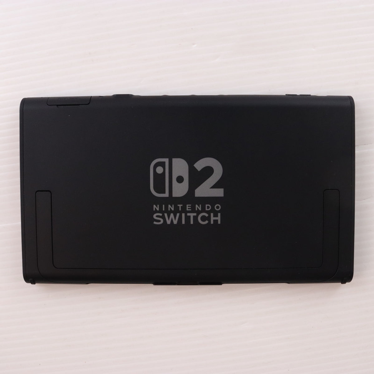 【中古即納】[Switch2] (本体)(ソフト無し) Nintendo Switch 2(ニンテンドースイッチ2)(日本語・国内専用) マリオカート ワールド セット 任天堂(BEE-S-KB6PA)(20250605)