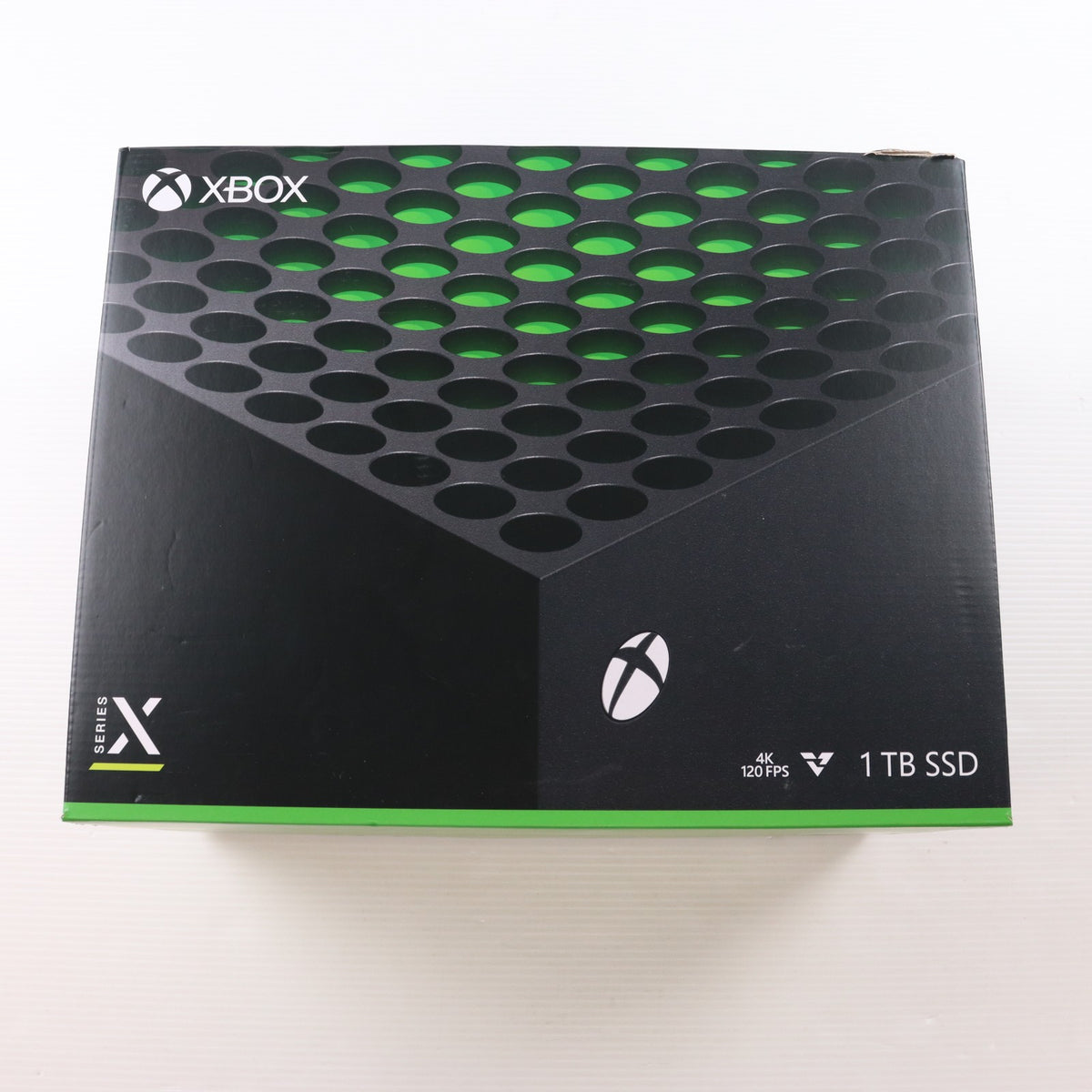 【中古即納】[XboxX/S] (本体) Xbox Series X 1TB 日本マイクロソフト(RRT-00015)(20201110)