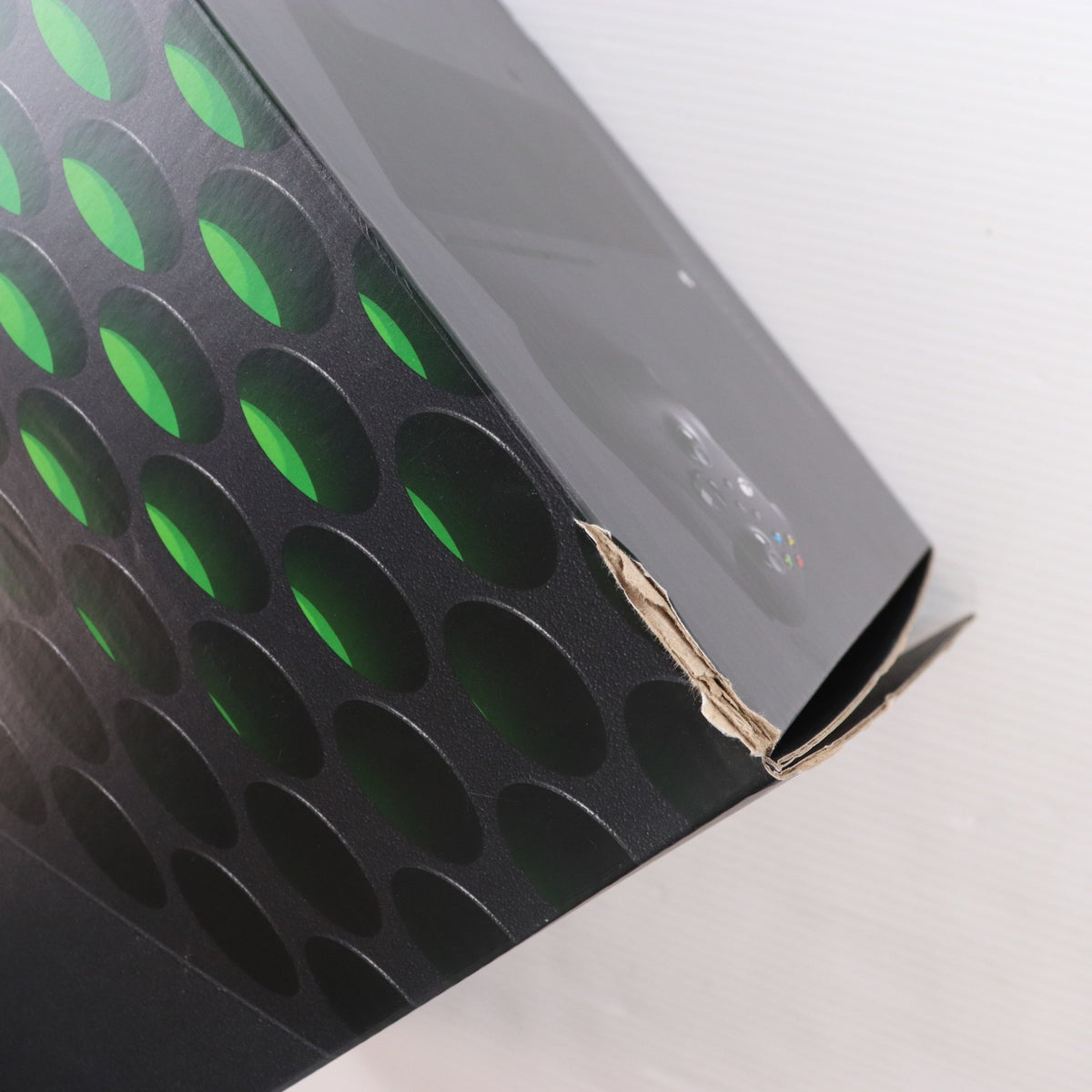 【中古即納】[XboxX/S] (本体) Xbox Series X 1TB 日本マイクロソフト(RRT-00015)(20201110)
