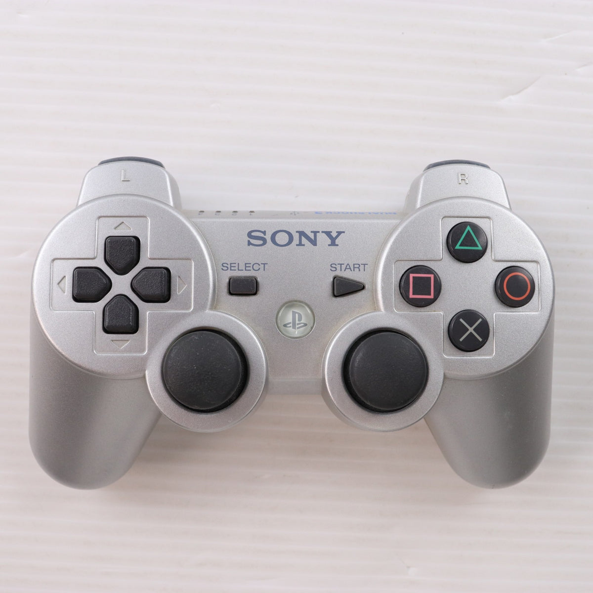 【中古即納】[PS3] (本体) PlayStation 3(プレイステーション3) METAL GEAR SOLID 4(メタルギアソリッド4) WELCOME BOX with DUALSHOCK3 HDD40GB サテン・シルバー同梱版 SCE(CEJH-10002)(20080612)
