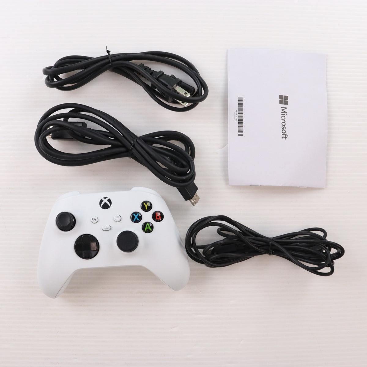 【中古即納】[XboxX/S] (本体) Xbox Series S 512GB 日本マイクロソフト(RRS-00015)(20201110)