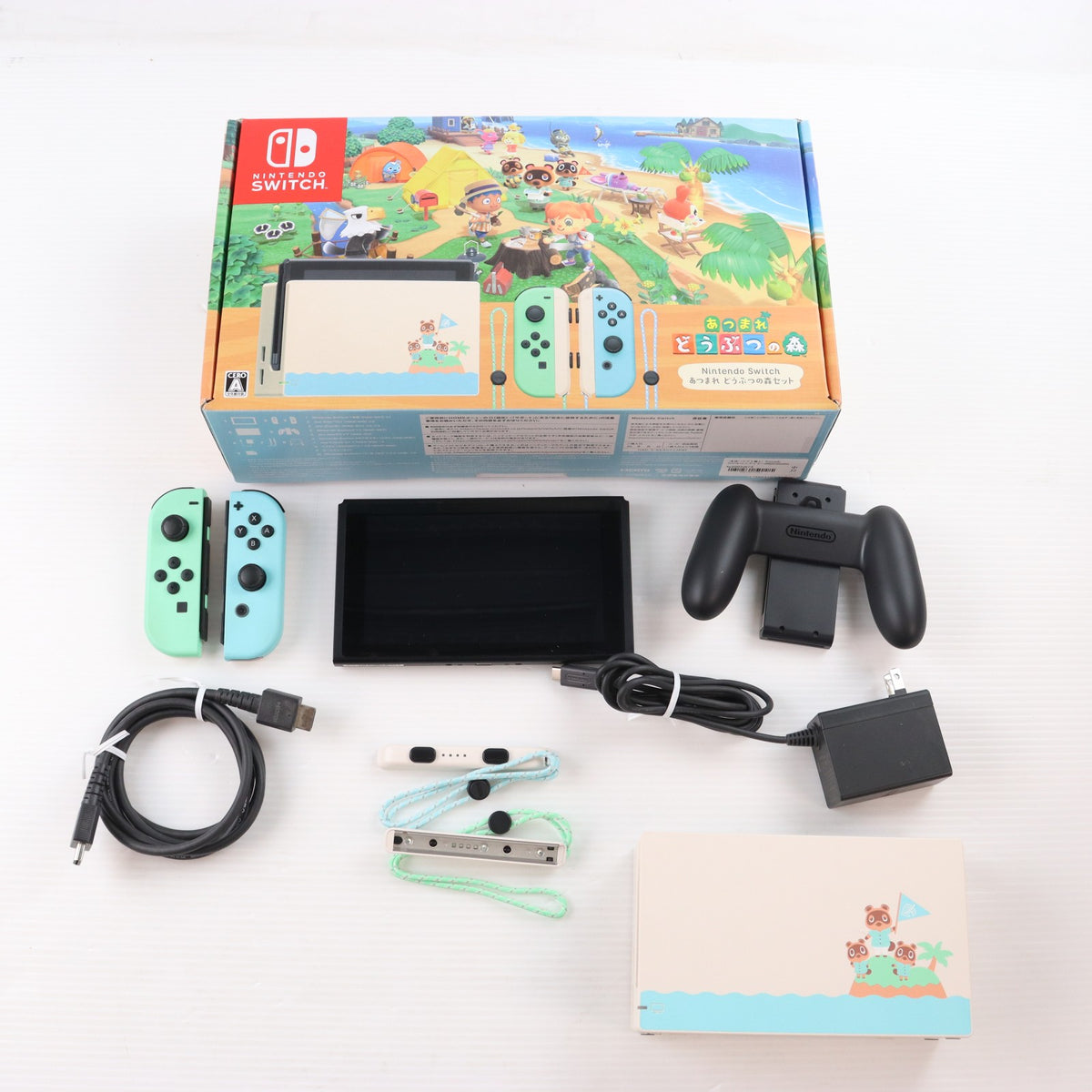 【中古即納】[Switch] (本体)(ソフト無し) Nintendo Switch(ニンテンドースイッチ) あつまれ どうぶつの森セット 任天堂(HAD-S-KEAGC)(20200320)