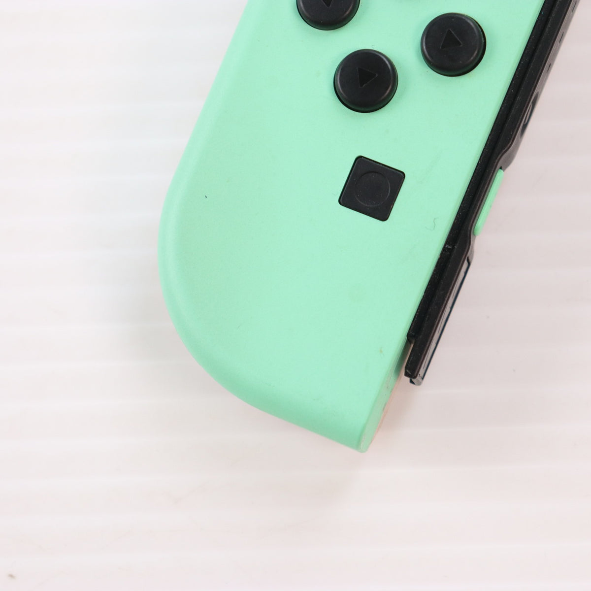 【中古即納】[Switch] (本体)(ソフト無し) Nintendo Switch(ニンテンドースイッチ) あつまれ どうぶつの森セット 任天堂(HAD-S-KEAGC)(20200320)