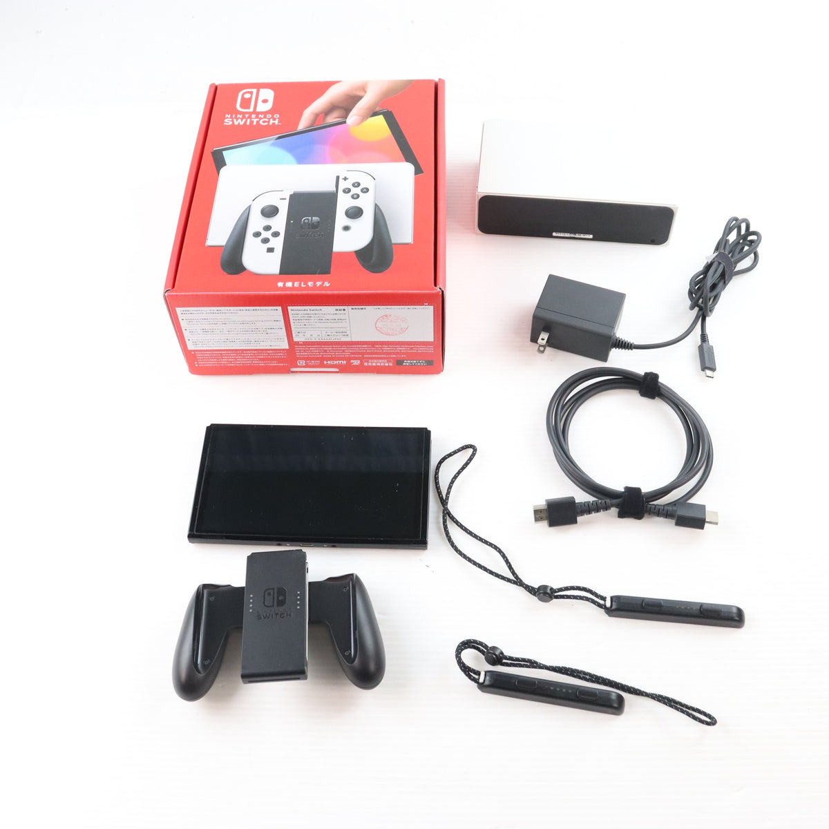 【中古即納】[Switch] (本体) Nintendo Switch(ニンテンドースイッチ) 有機ELモデル Joy-Con(L)/(R) ホワイト 任天堂(HEG-S-KAAAA)(20211008)