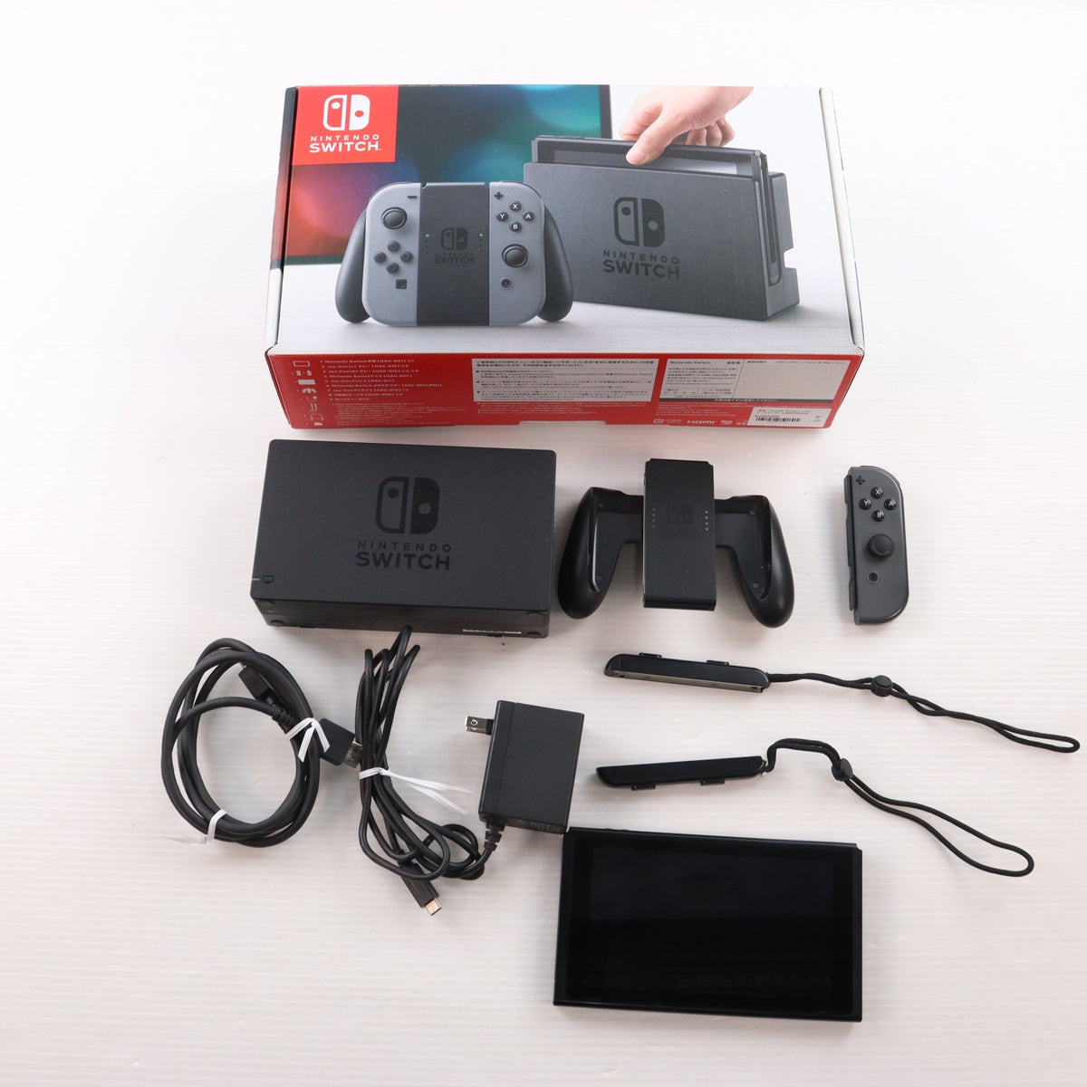 【中古即納】[Switch] (本体) Nintendo Switch(ニンテンドースイッチ) Joy-Con(L)/R グレー 任天堂(HAC-S-KAAAA)(20170303)