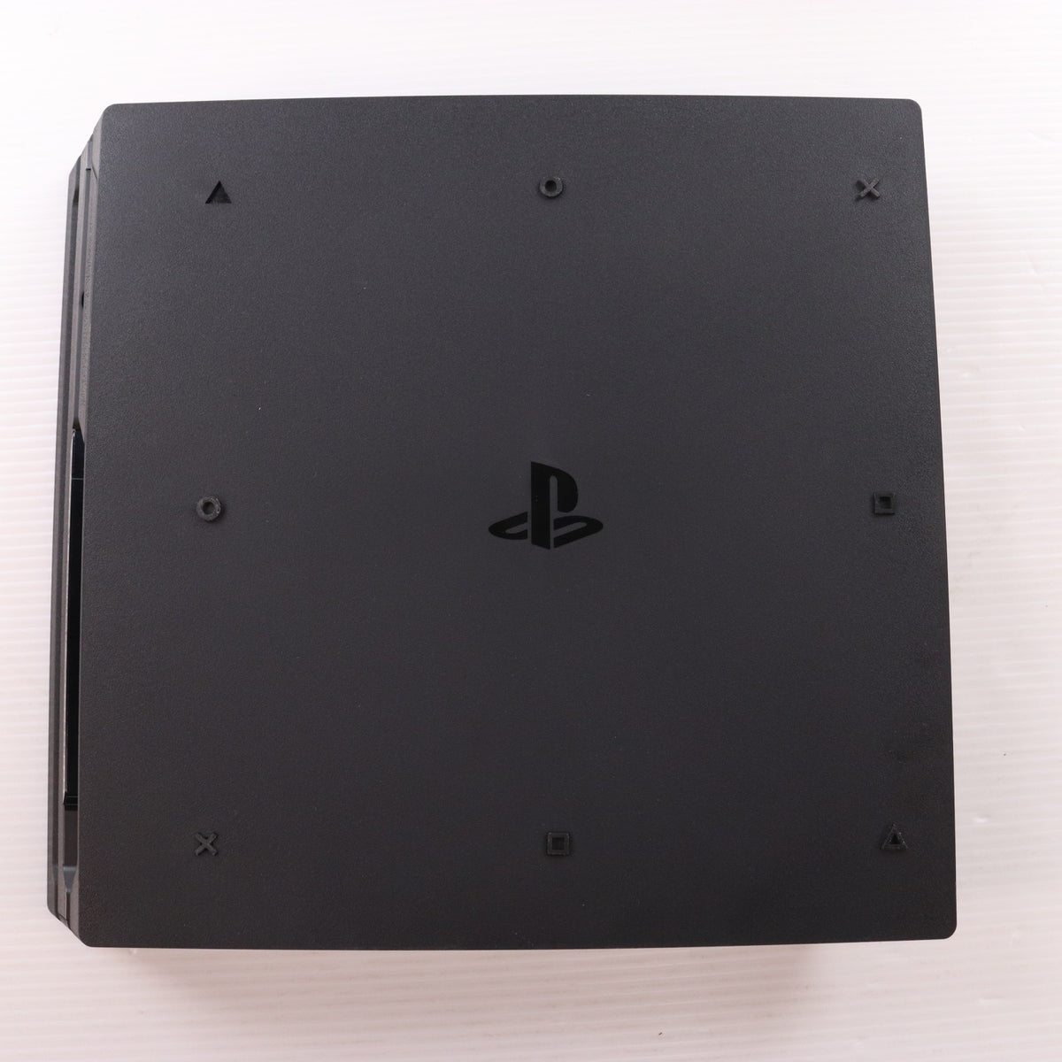 【中古即納】[PS4] (本体) PlayStation 4 Pro(プレイステーション4 プロ) ジェット・ブラック 1TB SIE(CUH-7100BB01)(20170929)