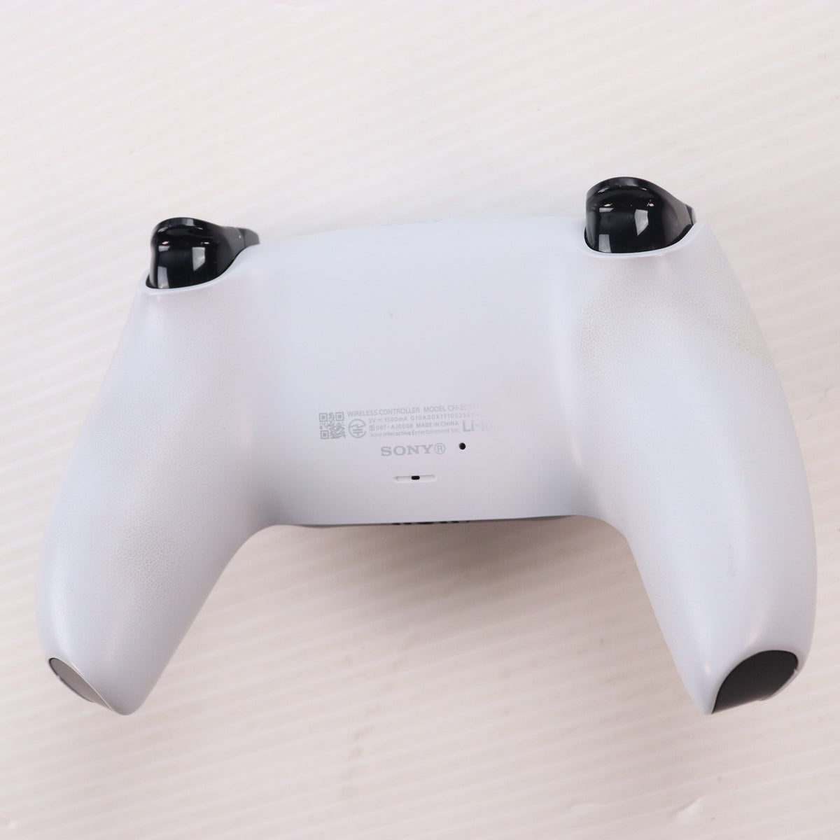 【中古即納】[PS5] (本体) PlayStation 5(プレイステーション5) SIE(CFI-1000A01)(20201112)