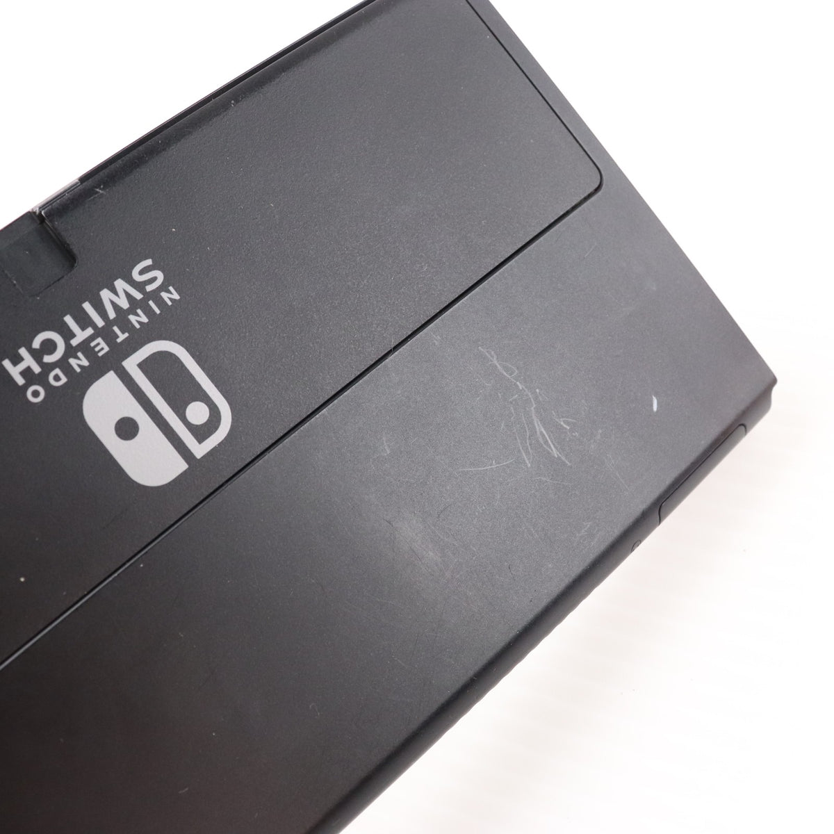 【中古即納】[Switch] (本体) Nintendo Switch(ニンテンドースイッチ) 有機ELモデル Joy-Con(L)/(R) ホワイト 任天堂(HEG-S-KAAAA)(20211008)