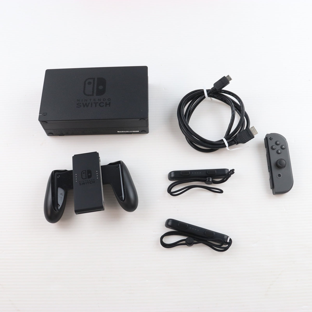 【中古即納】[Switch] (本体) Nintendo Switch(ニンテンドースイッチ) Joy-Con(L)/R グレー 任天堂(HAC-S-KAAAA)(20170303)