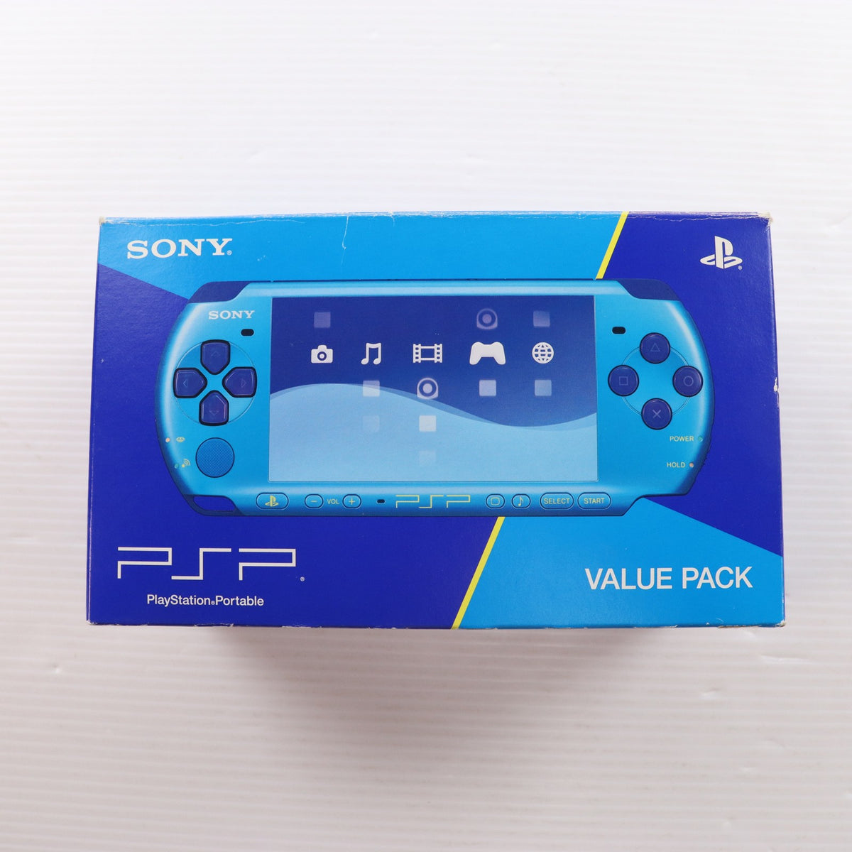 【中古即納】[PSP] (本体) PlayStation Portable(プレイステーション・ポータブル) バリューパック スカイブルー/マリンブルー SCE(PSPJ-30027)(20120426)
