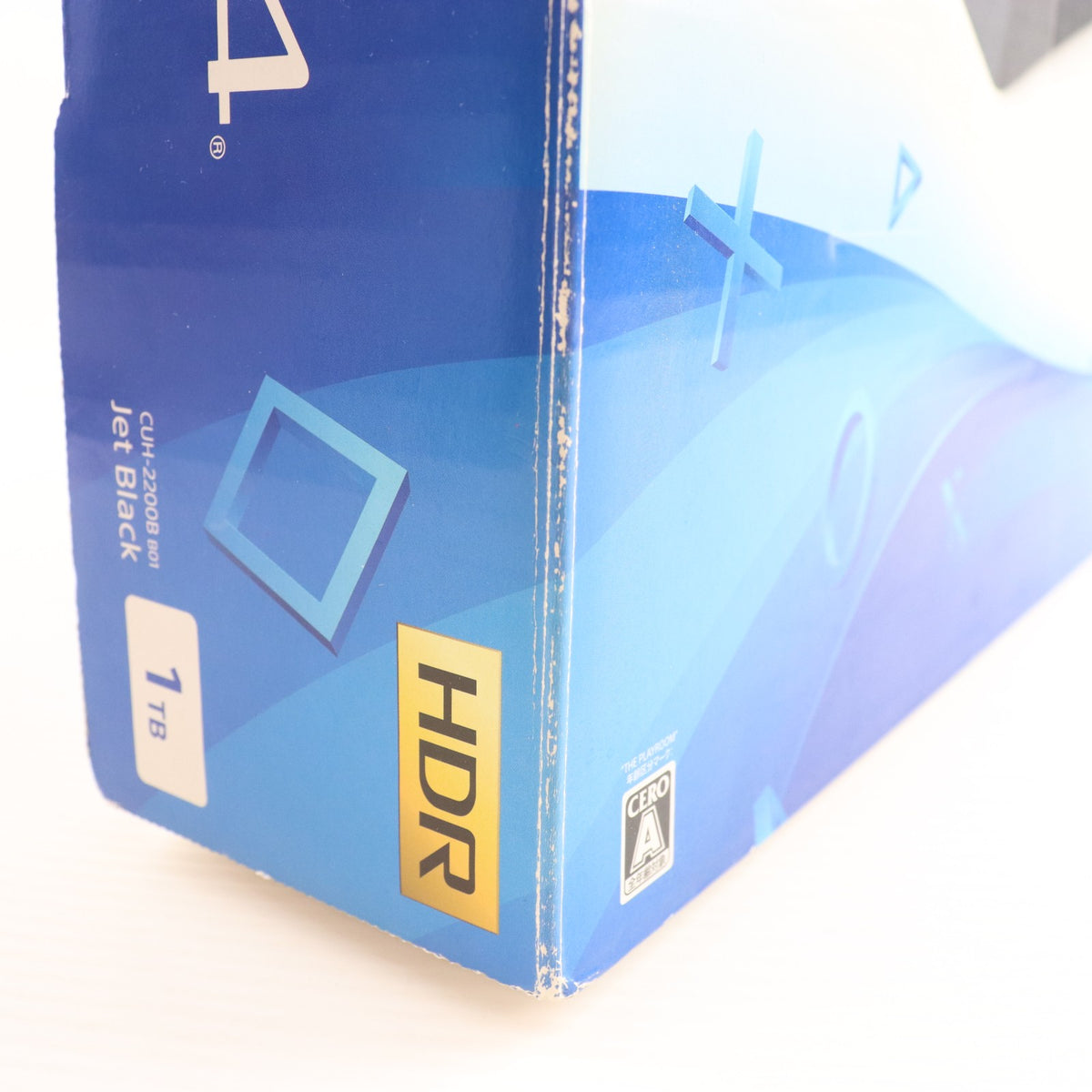 【中古即納】[PS4] (本体) PlayStation 4(プレイステーション4) ジェット・ブラック 1TB SIE(CUH-2200BB01)(20180625)