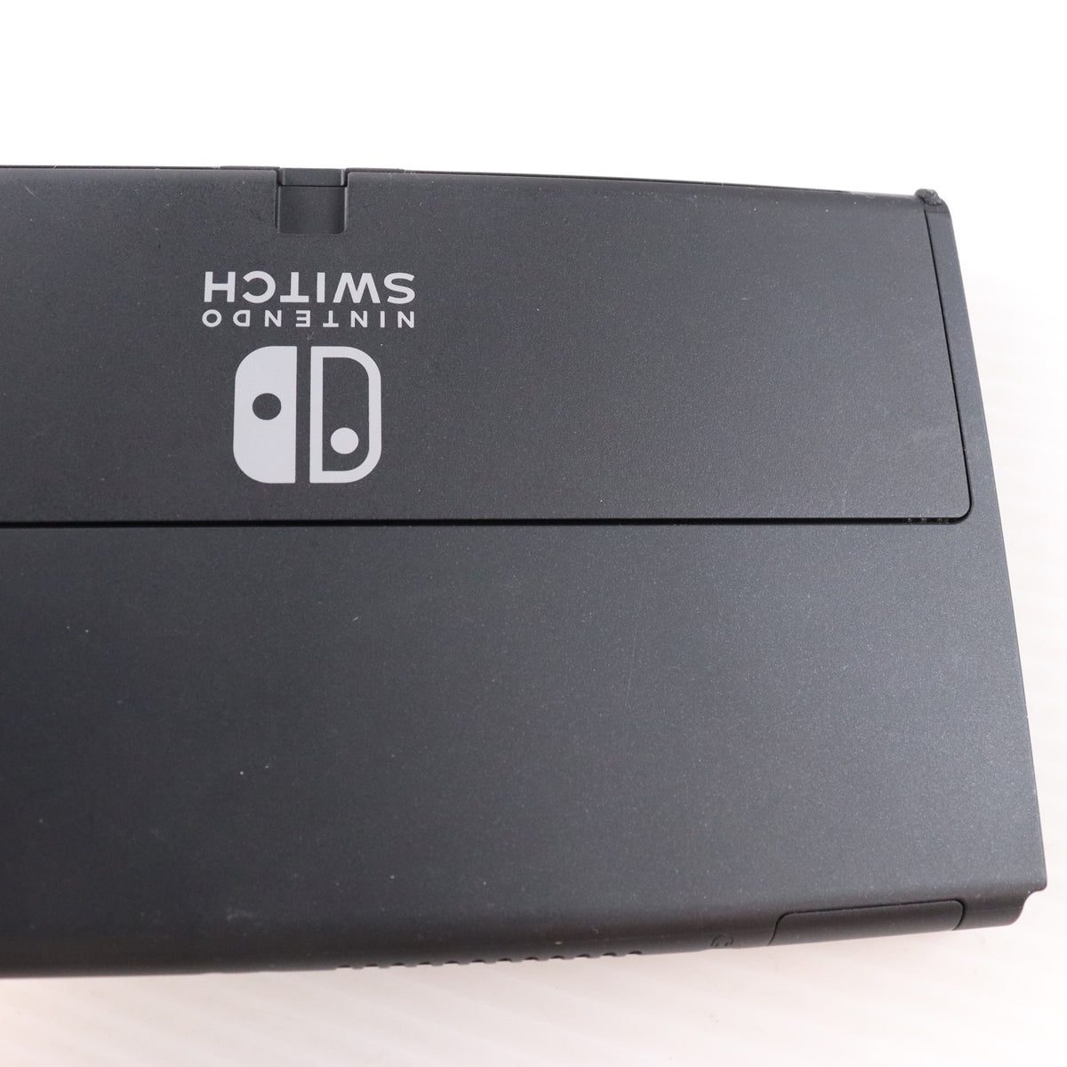 【中古即納】[Switch] (本体) Nintendo Switch(ニンテンドースイッチ) 有機ELモデル Joy-Con(L)/(R) ホワイト 任天堂(HEG-S-KAAAA)(20211008)