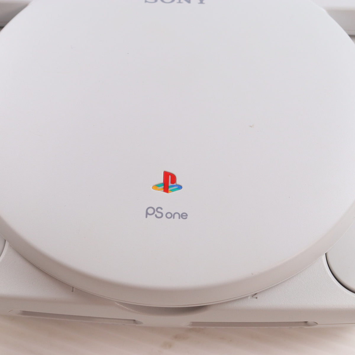 【中古即納】[PS] (本体) PlayStation PS one(プレイステーション ピーエス ワン)&液晶モニターCOMBO SCE(SCPH-140)(20011122)