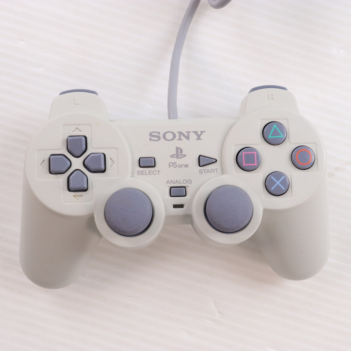 【中古即納】[PS] (本体) PlayStation PS one(プレイステーション ピーエス ワン)&液晶モニターCOMBO SCE(SCPH-140)(20011122)