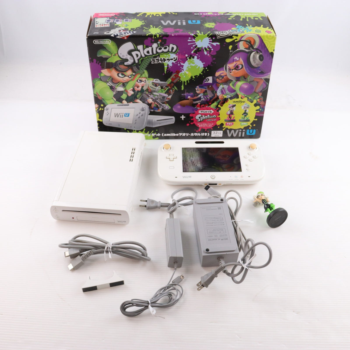 【中古即納】[WiiU] (本体) Wii U スプラトゥーン セット(amiibo アオリ・ホタル付き) 任天堂(WUP-S-WHAT)(20160707)