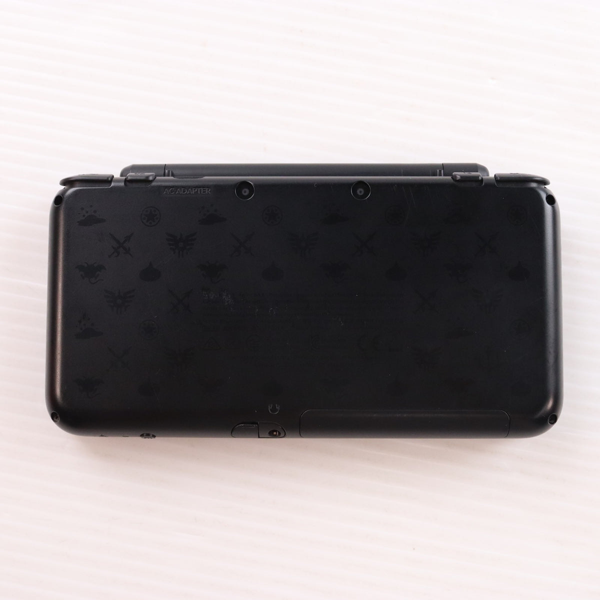 【中古即納】[3DS] (本体) Newニンテンドー2DS LL ドラゴンクエスト はぐれメタルエディション 任天堂(JAN-S-KBCA)(20170729)