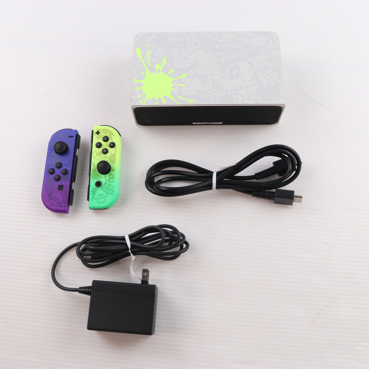 【中古即納】[Switch] (本体) Nintendo Switch(ニンテンドースイッチ) 有機ELモデル スプラトゥーン3エディション 任天堂(HEG-S-KCAAA)(20220826)