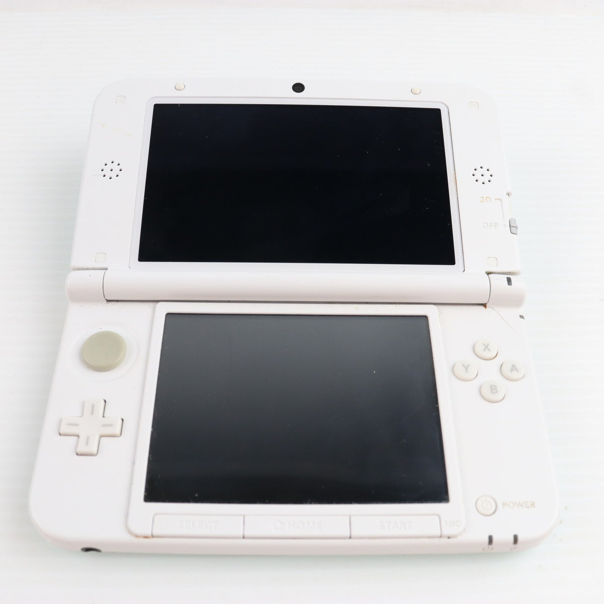 【中古即納】[3DS] (本体) ニンテンドー3DS LL ミント×ホワイト 任天堂(SPR-S-MAAA)(20130418)