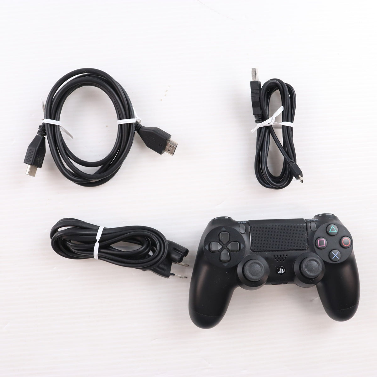【中古即納】[PS4] (本体) PlayStation 4 Pro(プレイステーション4 プロ) ジェット・ブラック 1TB SIE(CUH-7200BB01)(20180927)