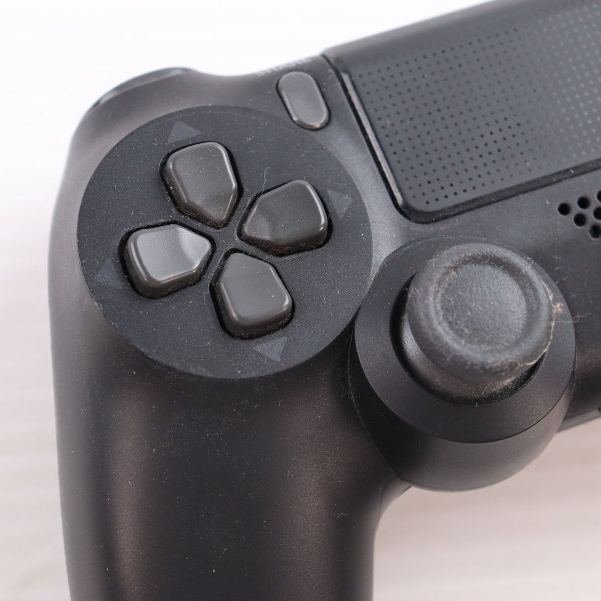 【中古即納】[PS4] (本体) PlayStation 4(プレイステーション4) ジェット・ブラック HDD500GB SCE(CUH-1100AB01)(20141009)