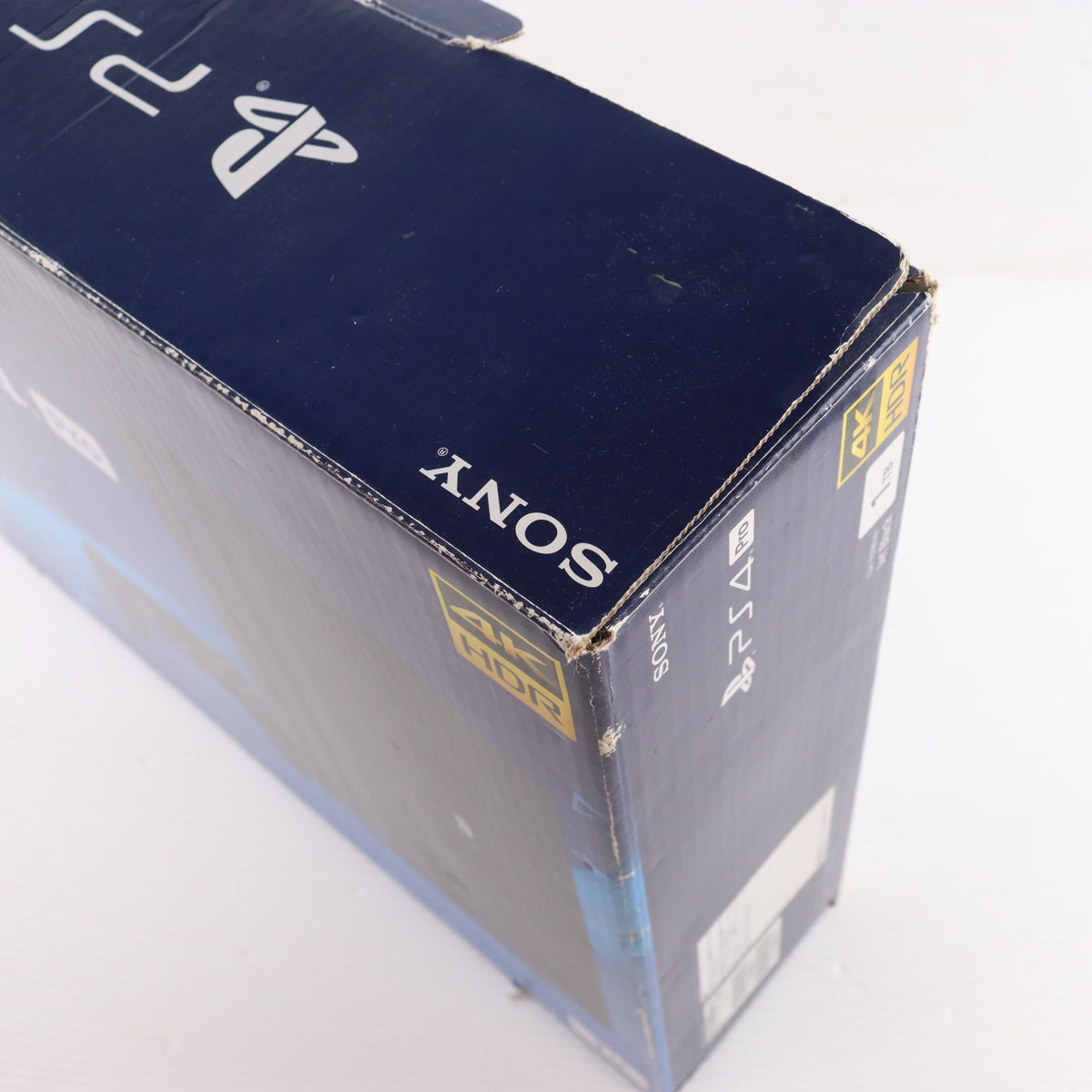 【中古即納】[PS4] (本体) PlayStation 4 Pro(プレイステーション4 プロ) ジェット・ブラック 1TB SIE(CUH-7100BB01)(20170929)