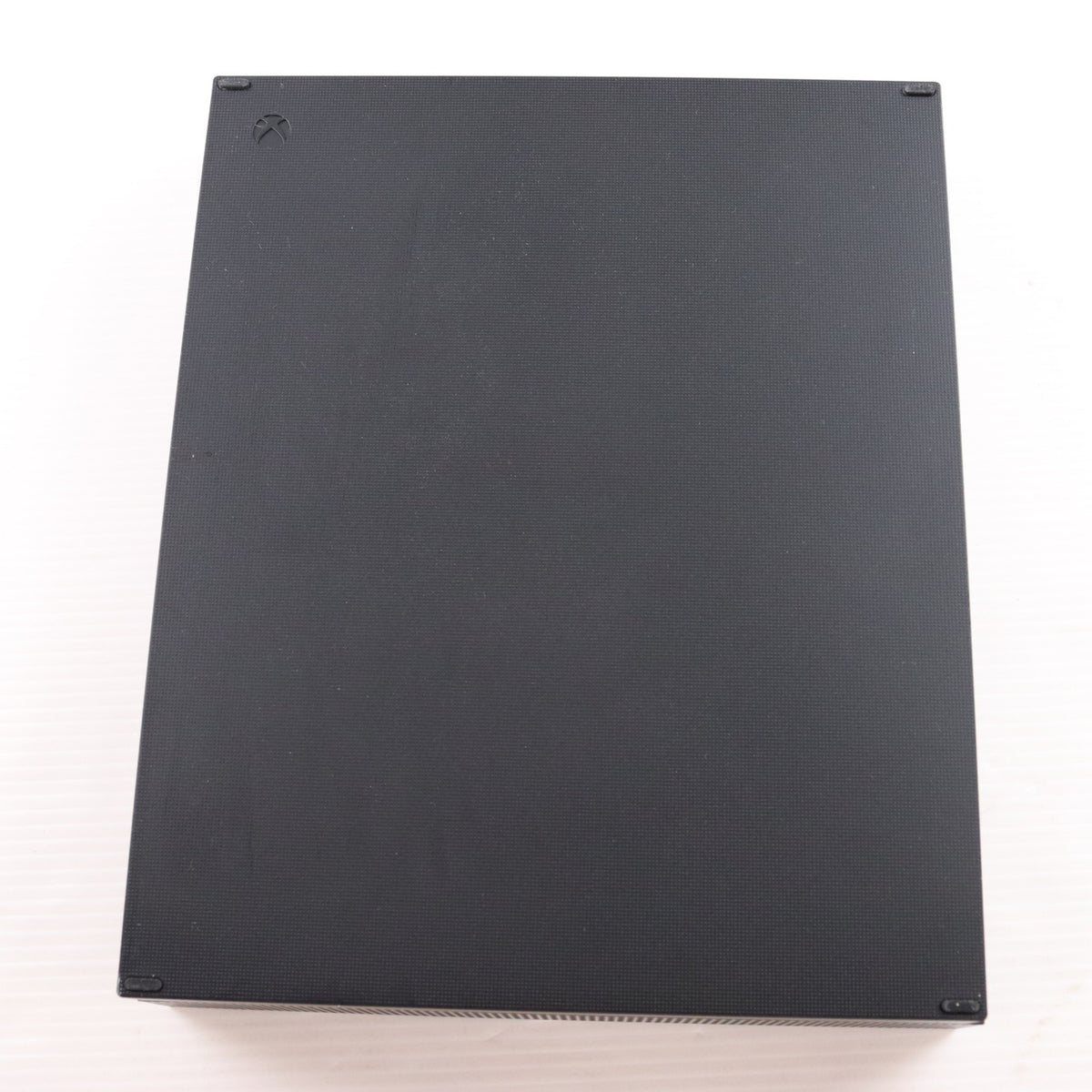 【中古即納】[XboxOne] (本体) Xbox One X 1TB 日本マイクロソフト(CYV-00015)(20171107)