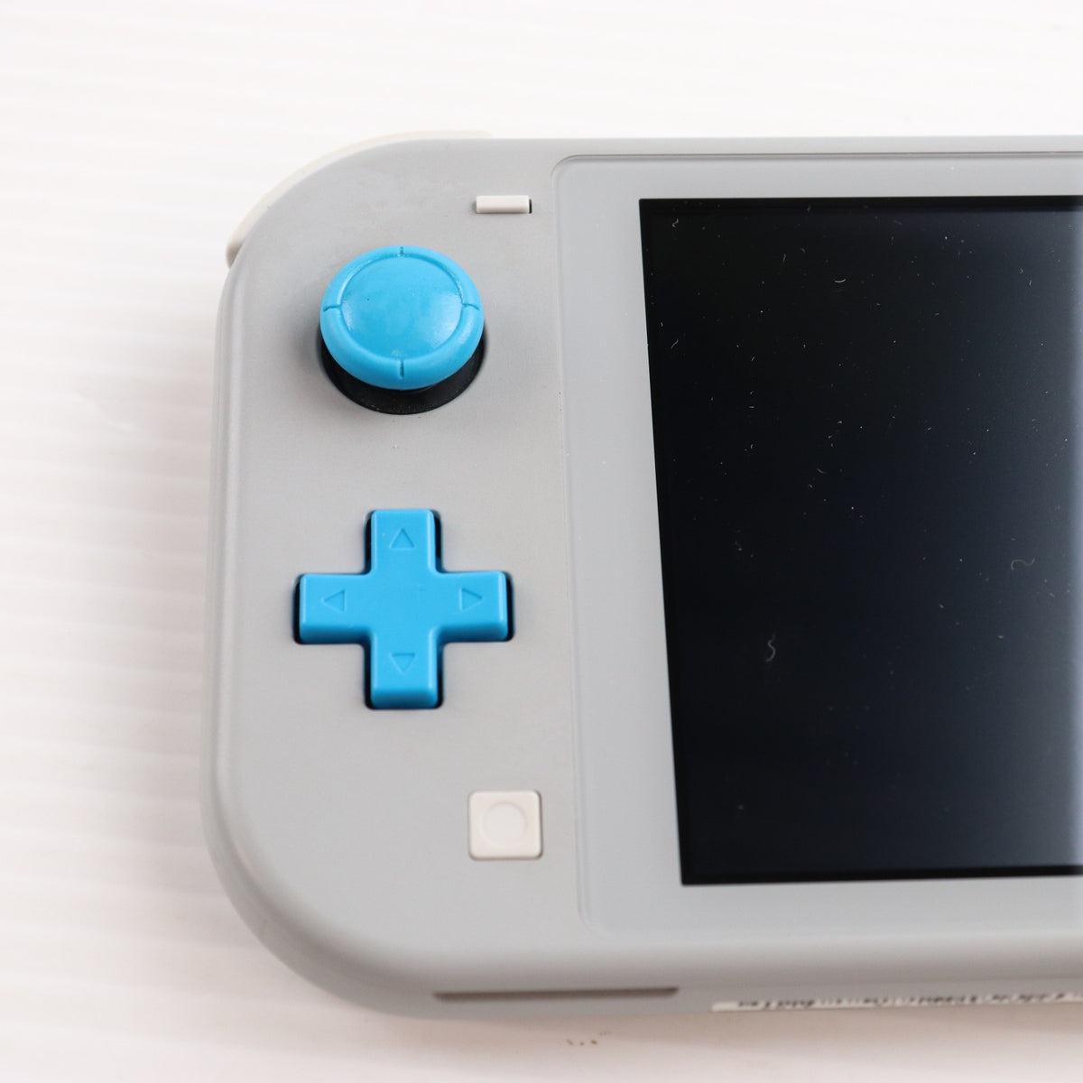 【中古即納】[Switch] (本体) Nintendo Switch Lite(ニンテンドースイッチライト) ザシアン・ザマゼンタ 任天堂(HDH-S-GBZAA)(20191101)