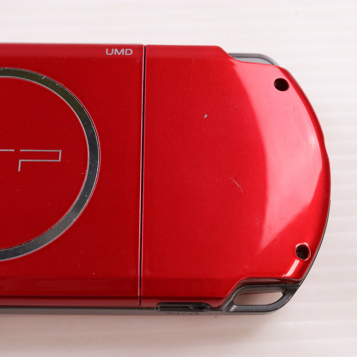 【中古即納】[PSP] (本体) PlayStation Portable(プレイステーション・ポータブル) ラディアント・レッド SCE(PSP-3000RR)(20090305)