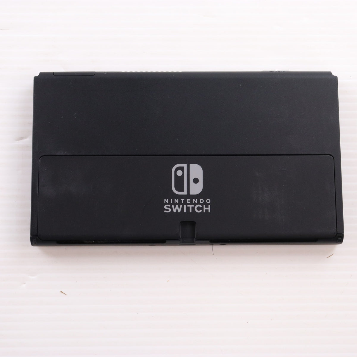 【中古即納】[Switch] (本体) Nintendo Switch(ニンテンドースイッチ) 有機ELモデル Joy-Con(L)/(R) ホワイト 任天堂(HEG-S-KAAAA)(20211008)