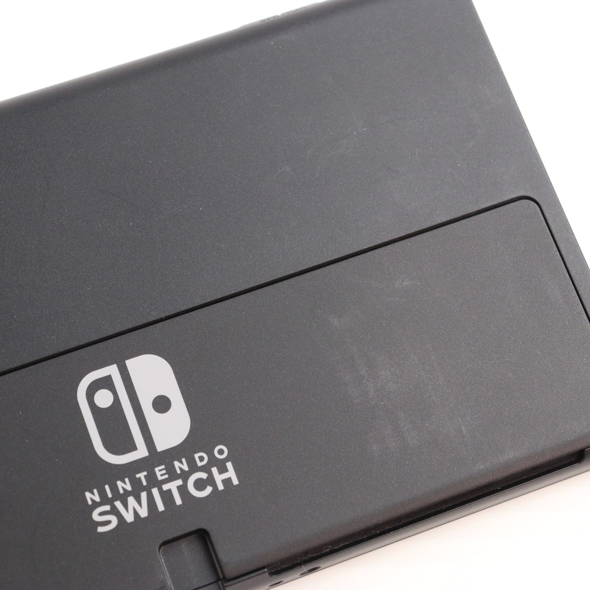 【中古即納】[Switch] (本体) Nintendo Switch(ニンテンドースイッチ) 有機ELモデル Joy-Con(L)/(R) ホワイト 任天堂(HEG-S-KAAAA)(20211008)