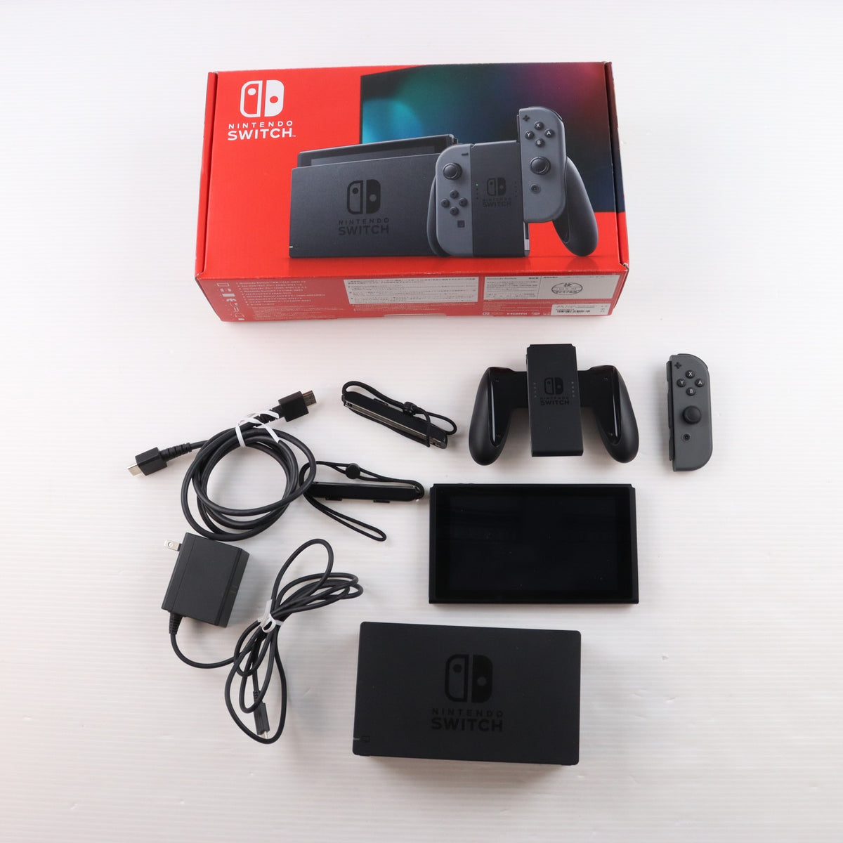 【中古即納】[Switch] (本体) Nintendo Switch(ニンテンドースイッチ) Joy-Con(L)/R グレー 任天堂(HAD-S-KAAAA)(20190830)