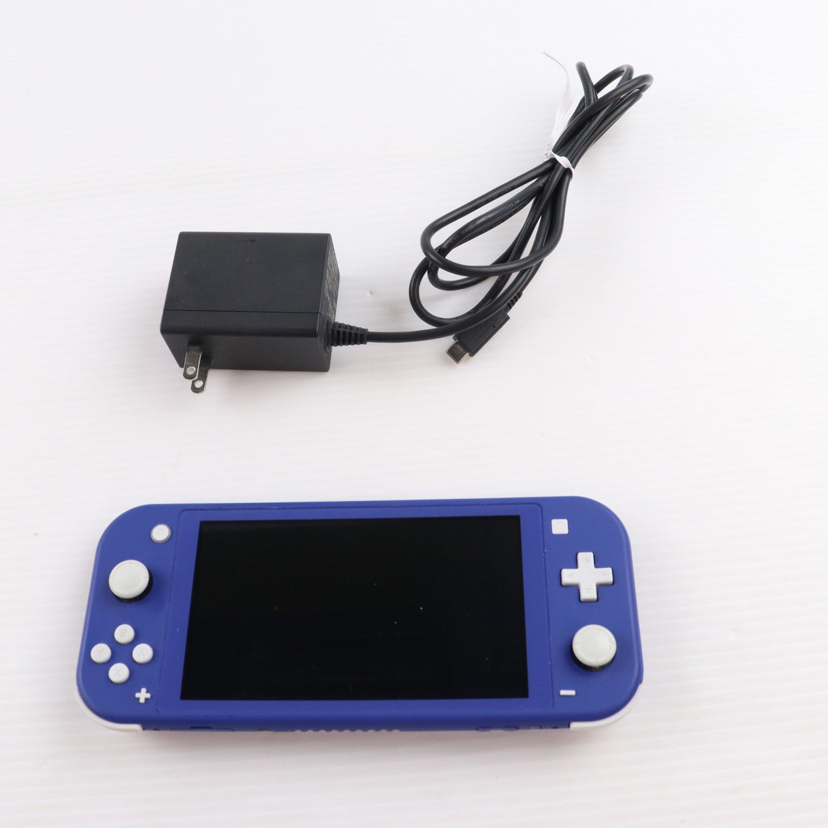 【中古即納】[Switch] (本体) Nintendo Switch Lite(ニンテンドースイッチライト) ブルー 任天堂(HDH-S-BBZAA)(20210521)