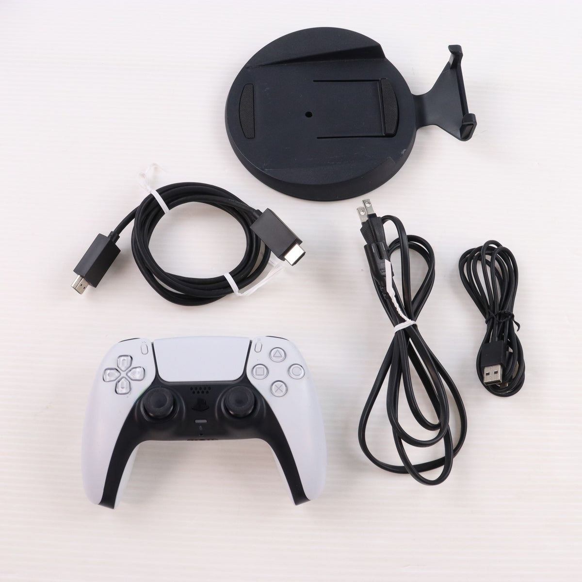 【中古即納】[PS5] (本体) PlayStation 5(プレイステーション5) SIE(CFI-1000A01)(20201112)