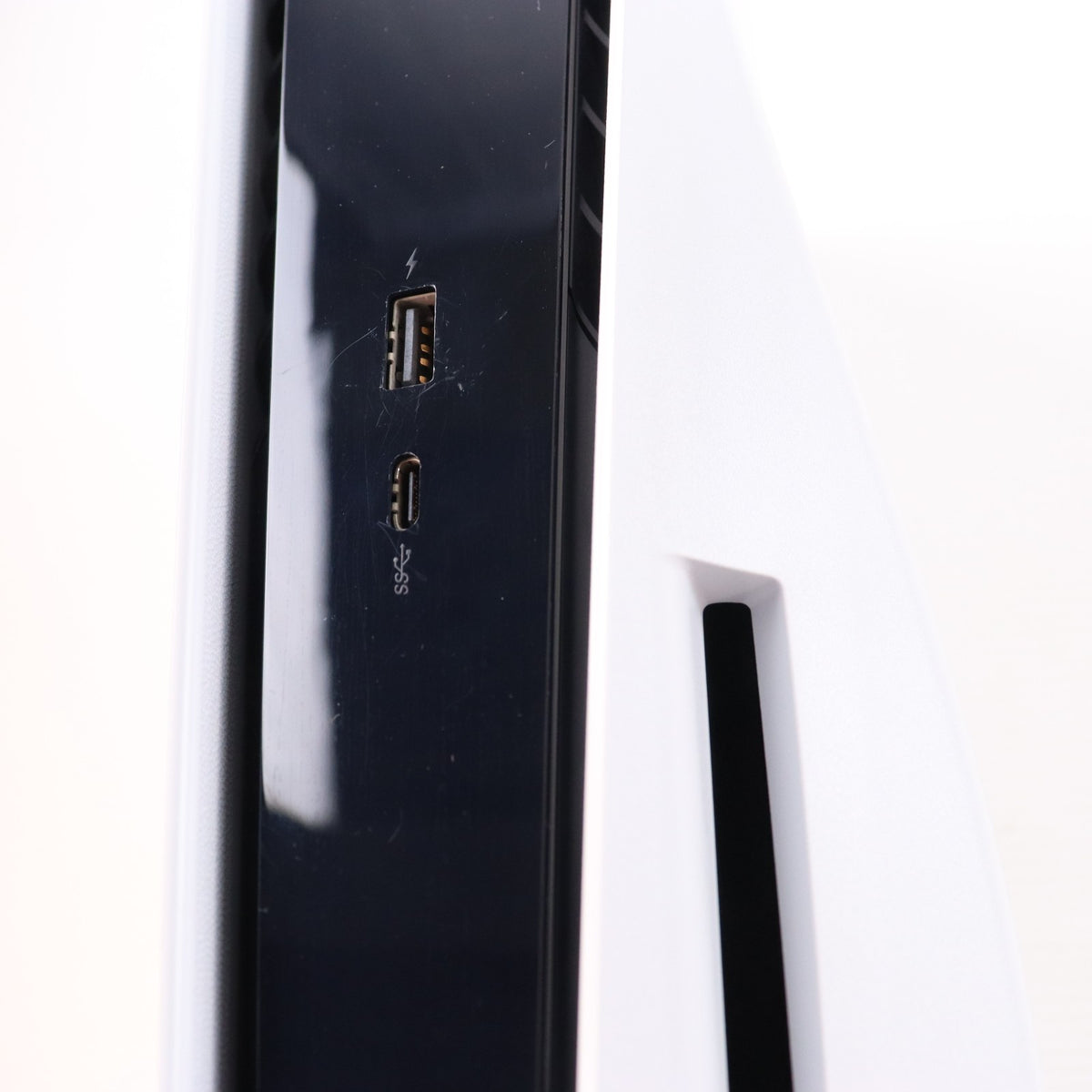 【中古即納】[PS5] (本体) PlayStation 5(プレイステーション5) SIE(CFI-1000A01)(20201112)